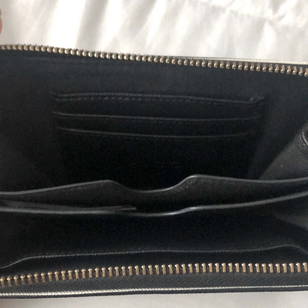 Aldo Wallet - Picture 9 of 9